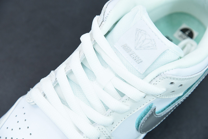 nike sb dunk low Di*m*nd s*pply co white Di*m*nd bv1310-100