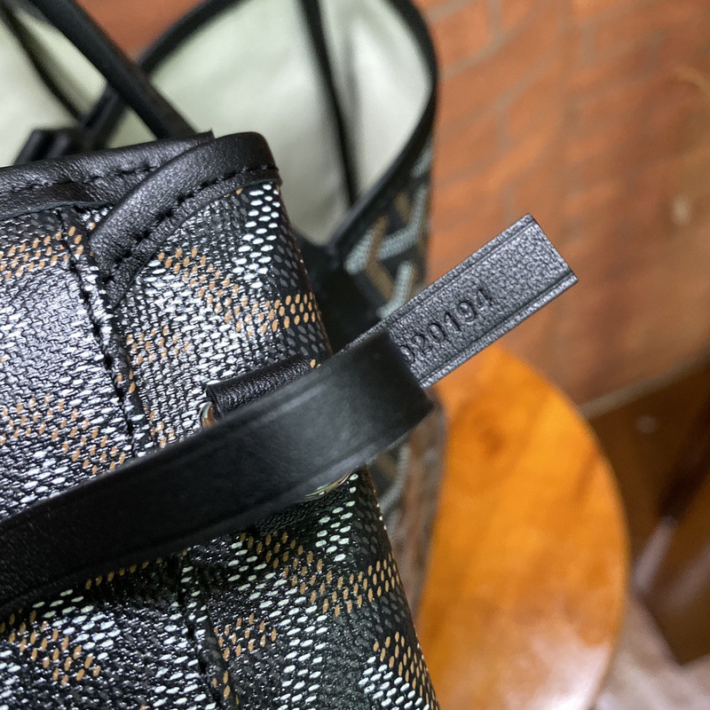 G09ard purse