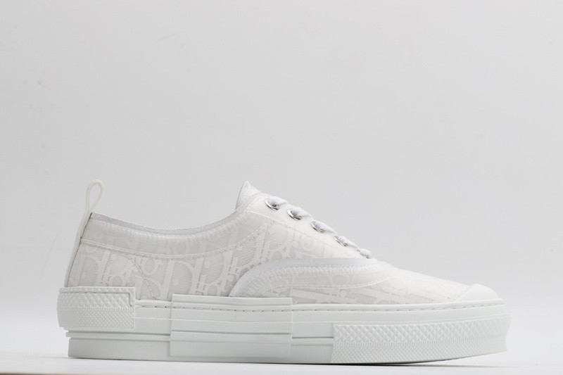 dio* x converse sneaker