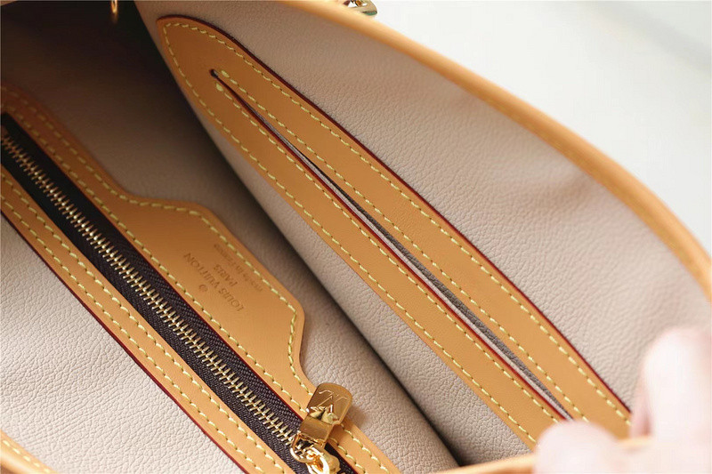 LVT PURSE