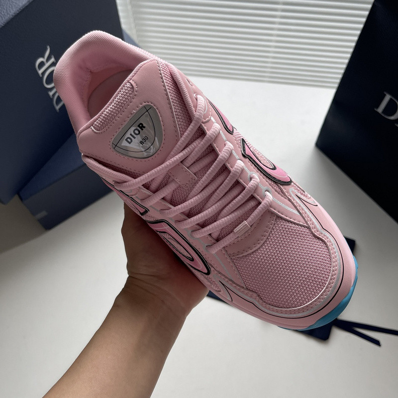 dio* sneaker