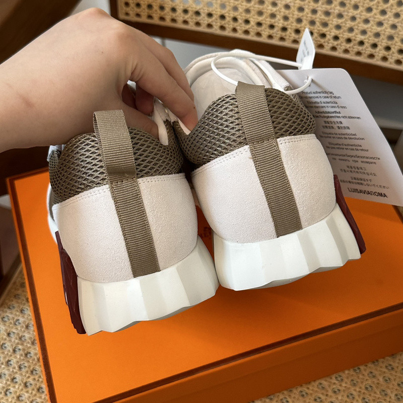 H**mes sneaker