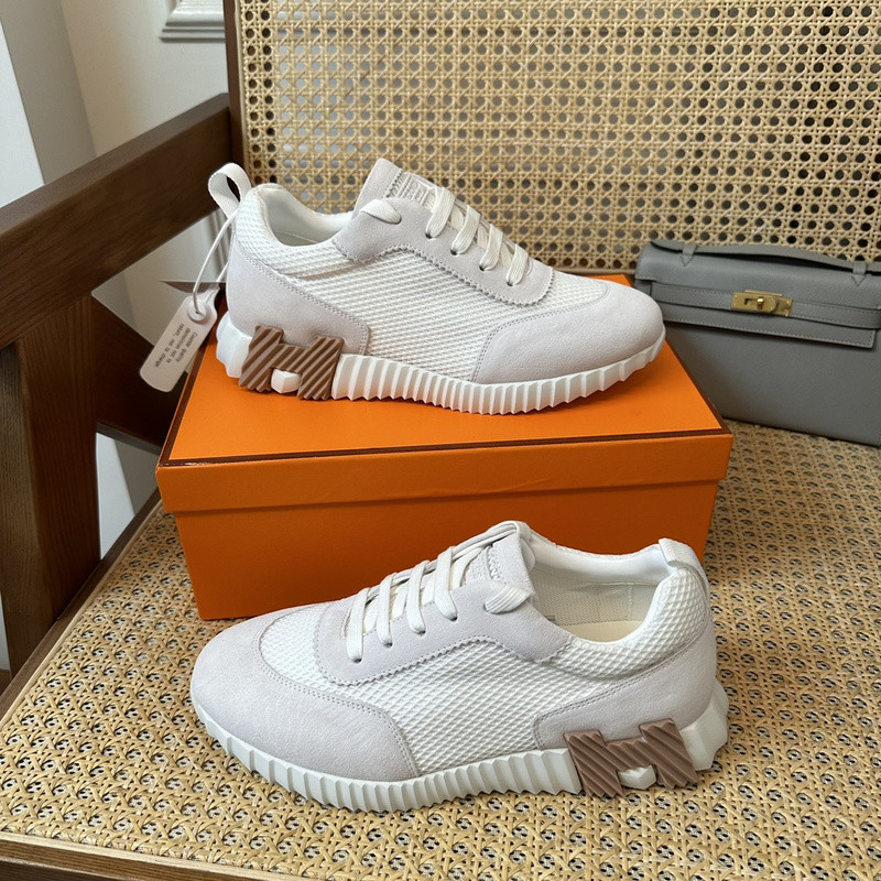 H**mes sneaker