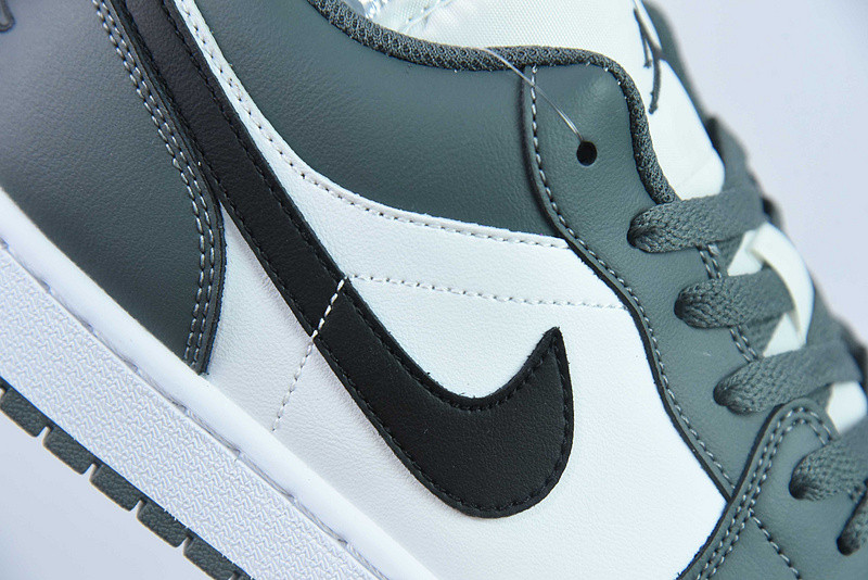 Air Jordan 1 Low GS 