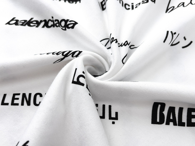 Ba*len*cia*ga clothes