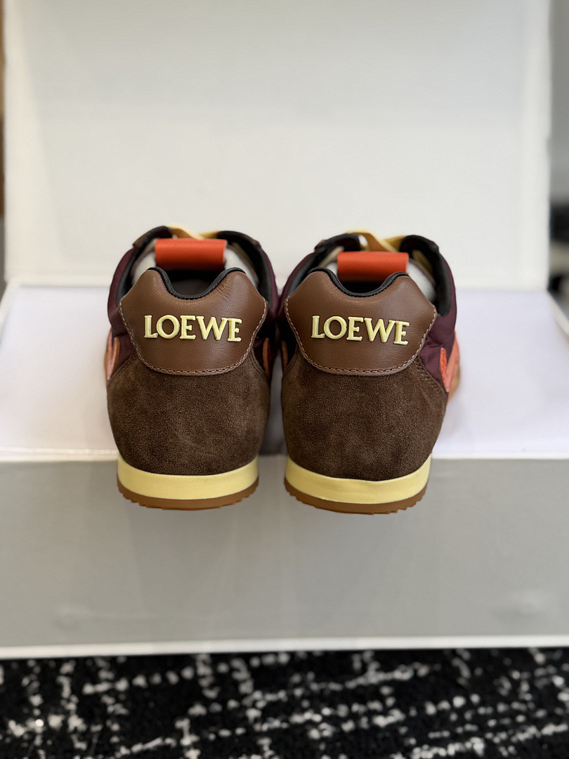 L0ew* Sneaker