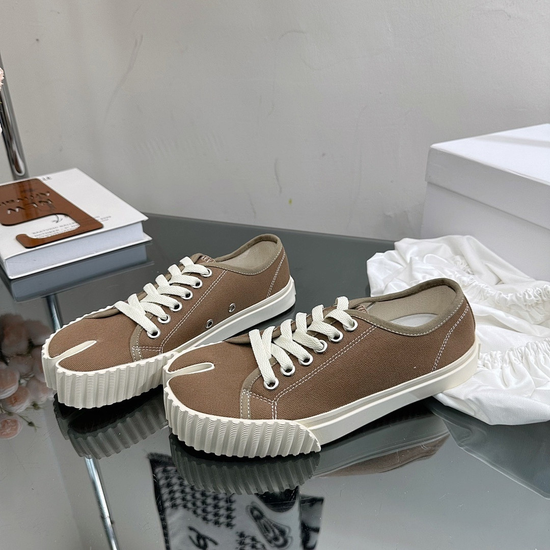 Ma1s0n Marg*e1a SNEAKER
