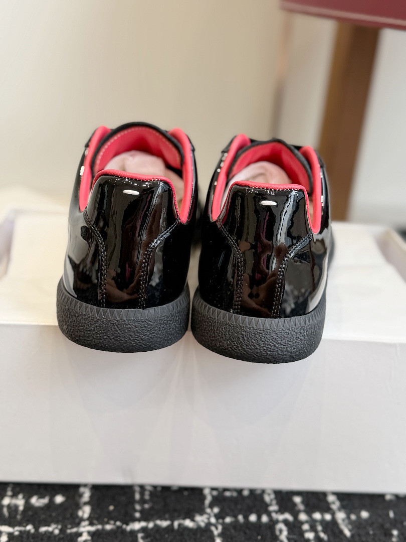 Ma1s0n Marg*e1a SNEAKER