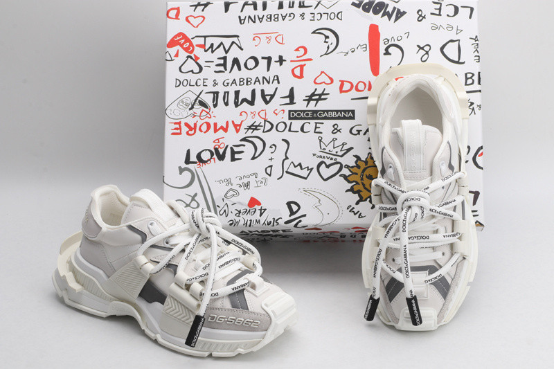 dg sneaker