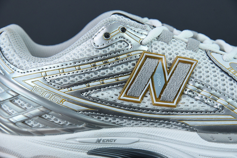 new balance sneaker