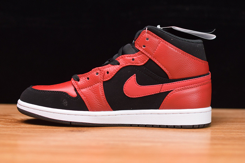 air jordan 1 mid "reverse bred" 554724-054
