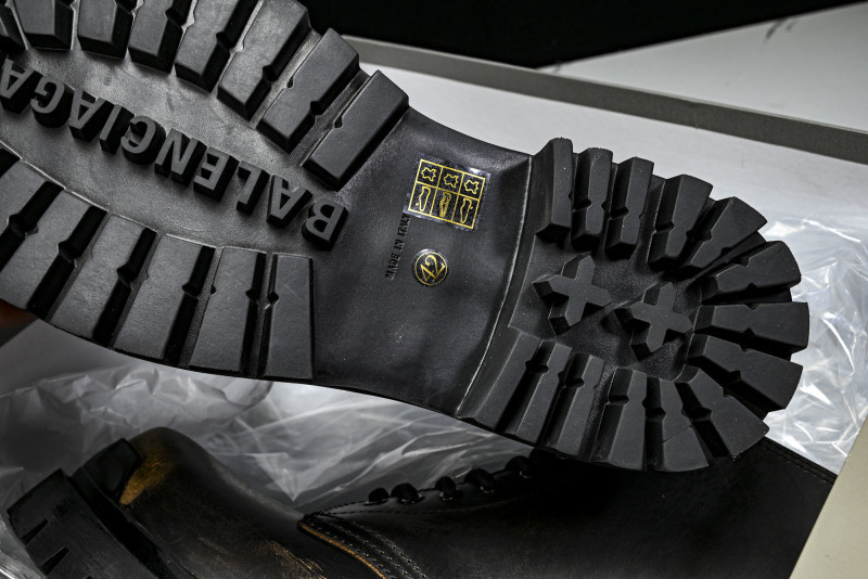 BC BOOTS
