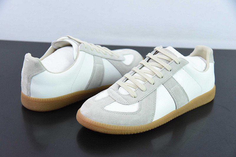 ma*s*n Ma*i*la sneaker