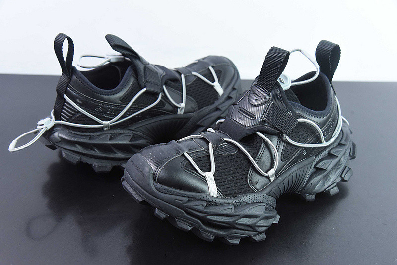 BC XL SNEAKERS