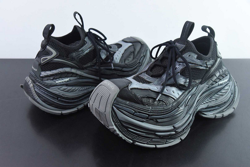 BC XL SNEAKERS