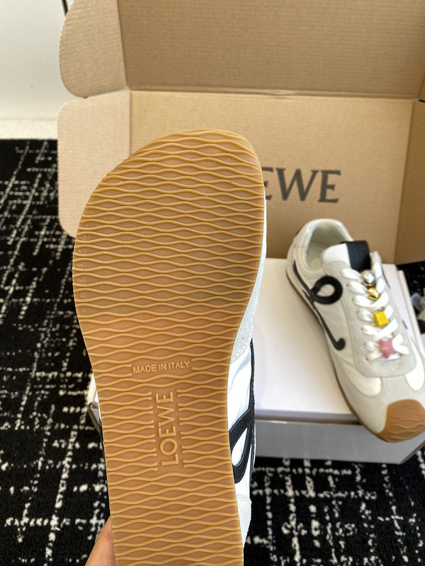 L0ew* sneaker
