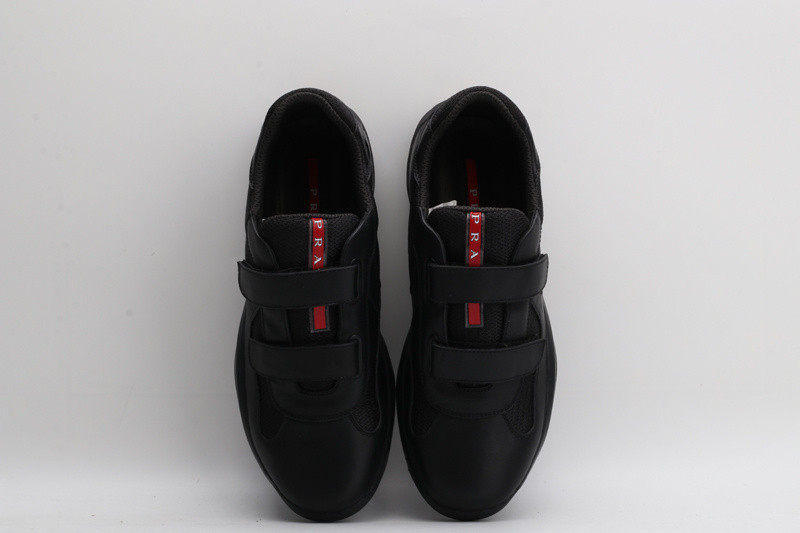 pr sneaker