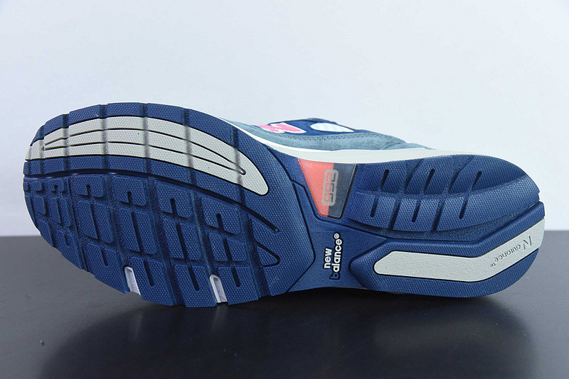 new balance sneaker