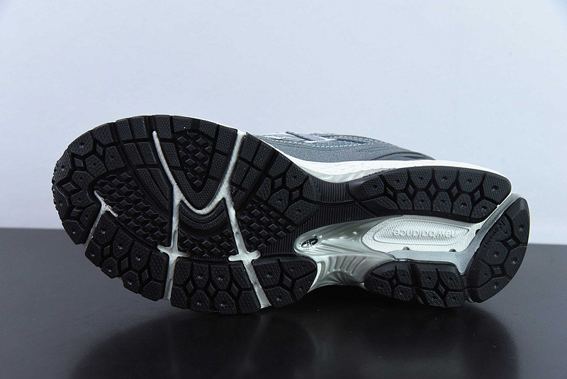 new balance sneaker