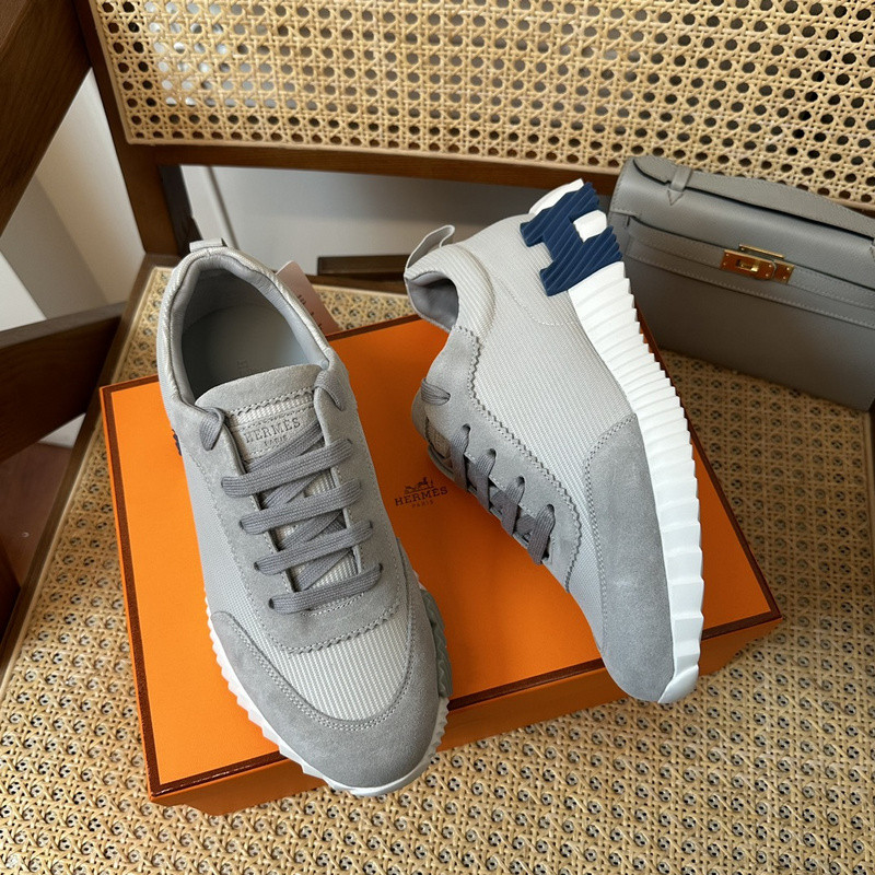 H**mes sneaker
