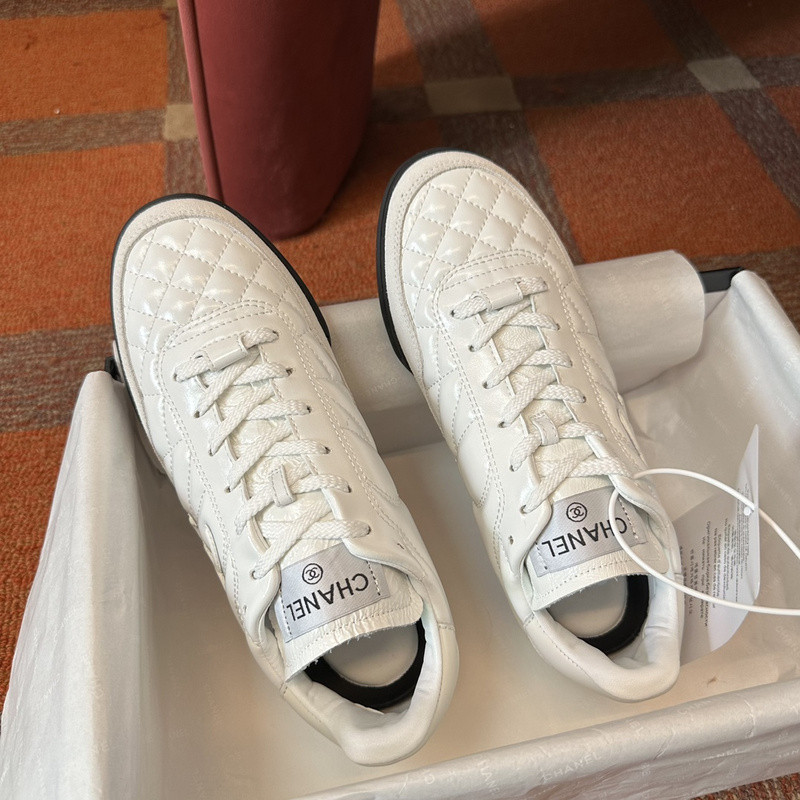 Ch*el sneaker