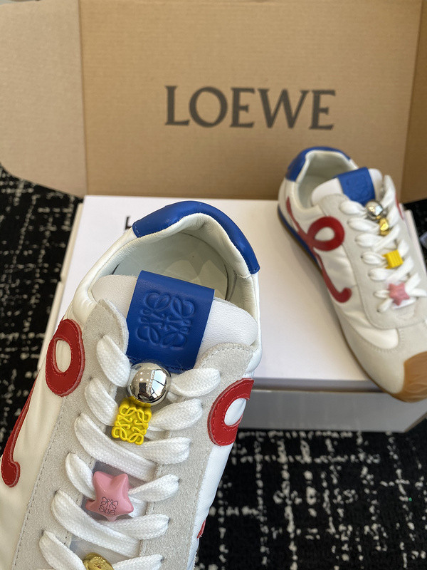 L0ew* sneaker