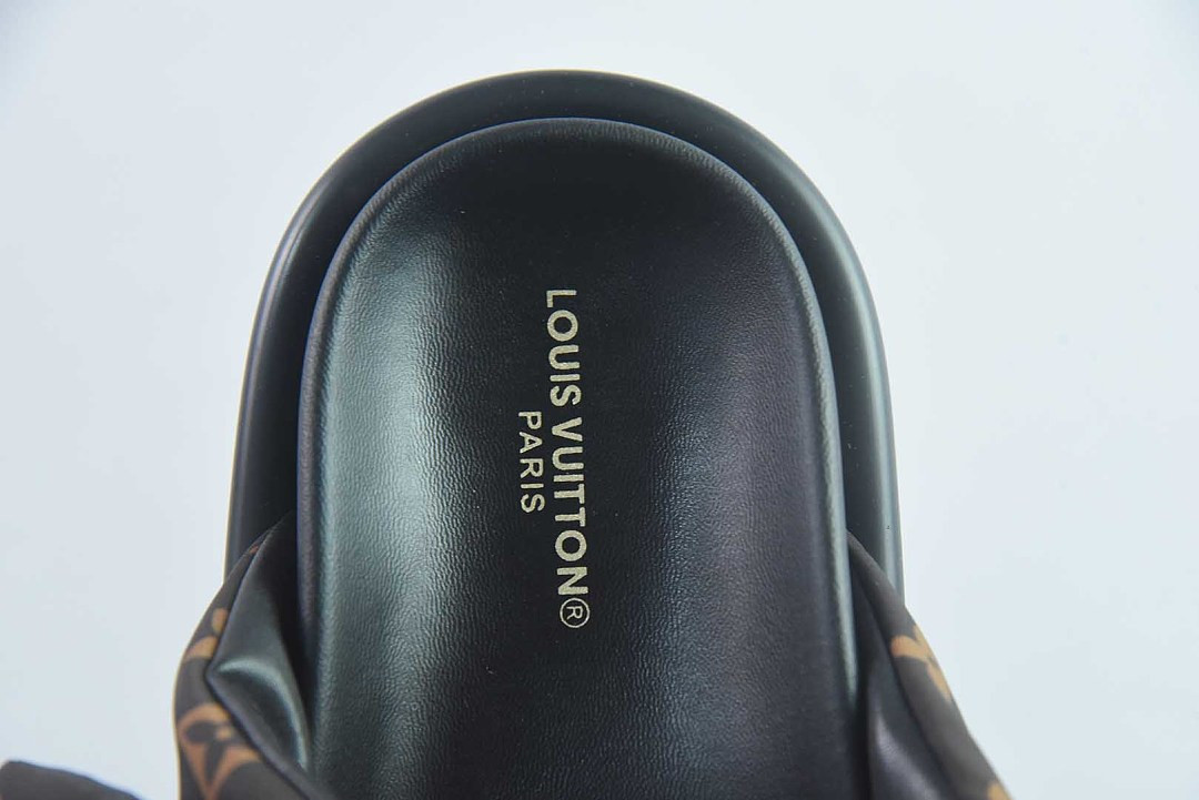 LVT SANDALS