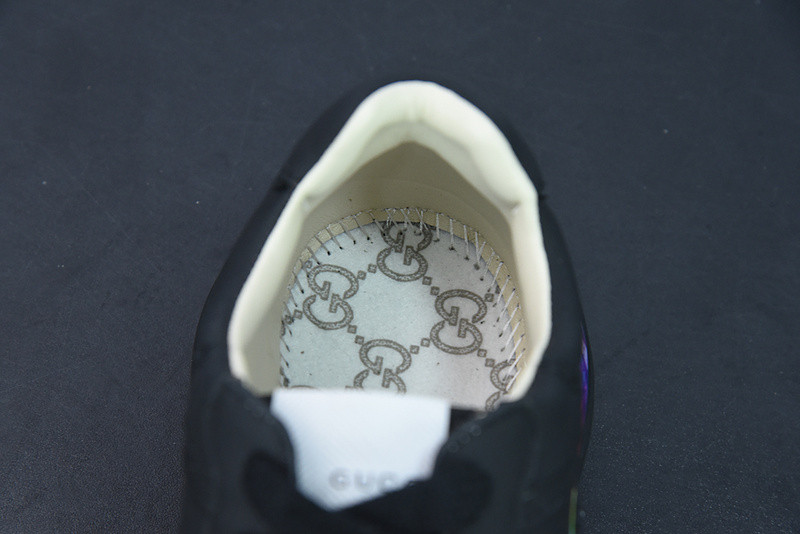 guc rhyton vintage trainer sneaker