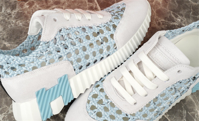 H**mes sneaker