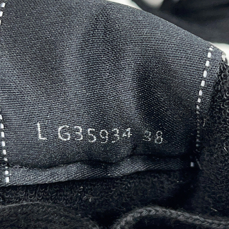Ch*el sneaker