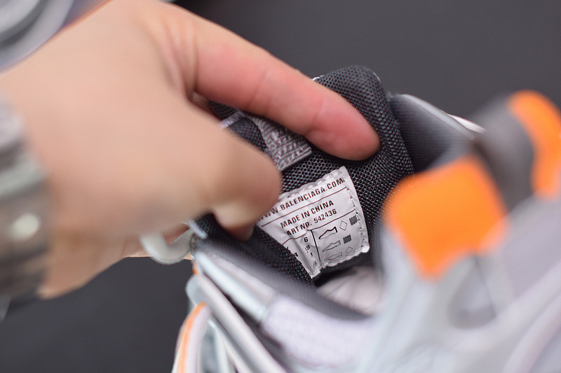 bc track sneaker