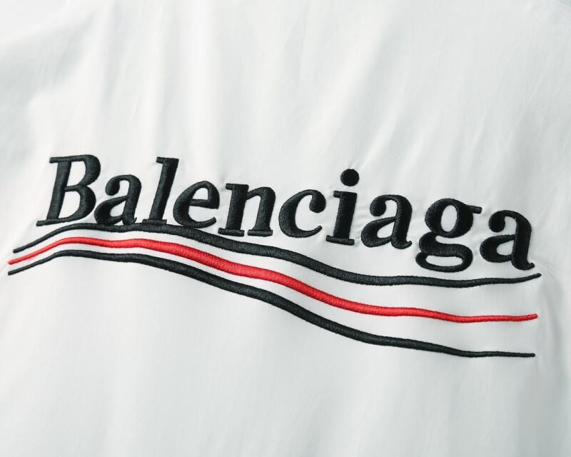 Ba1en*iaga clothes