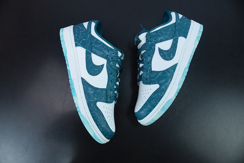 nike dunk low “ocean” dv3029-100