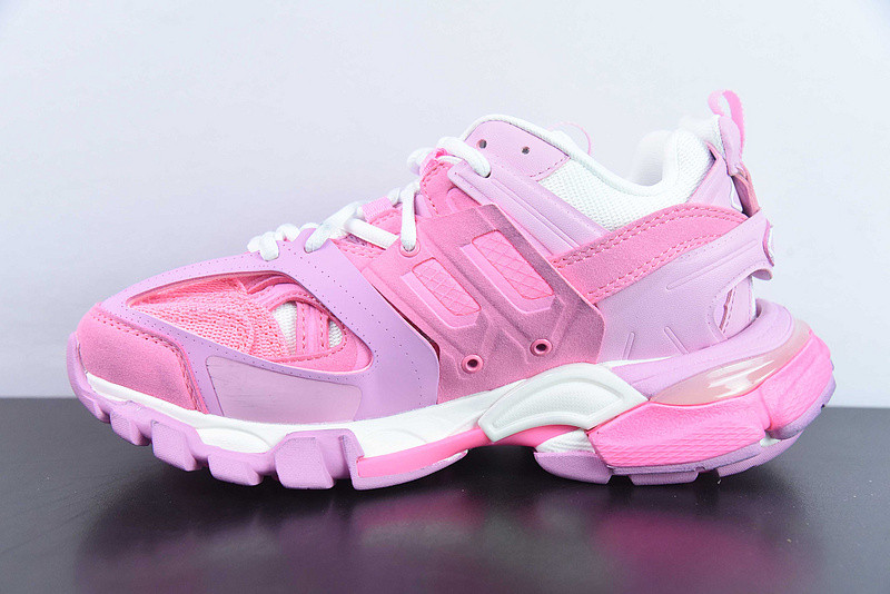 bc track sneaker