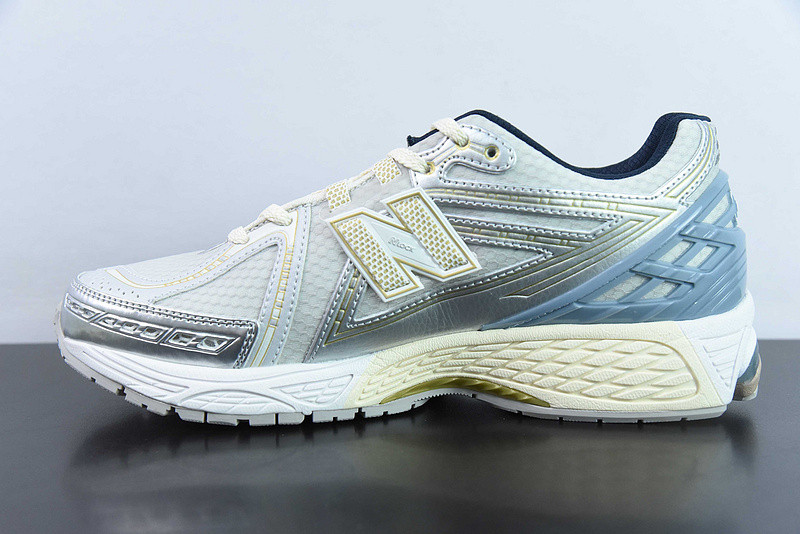 new balance sneaker