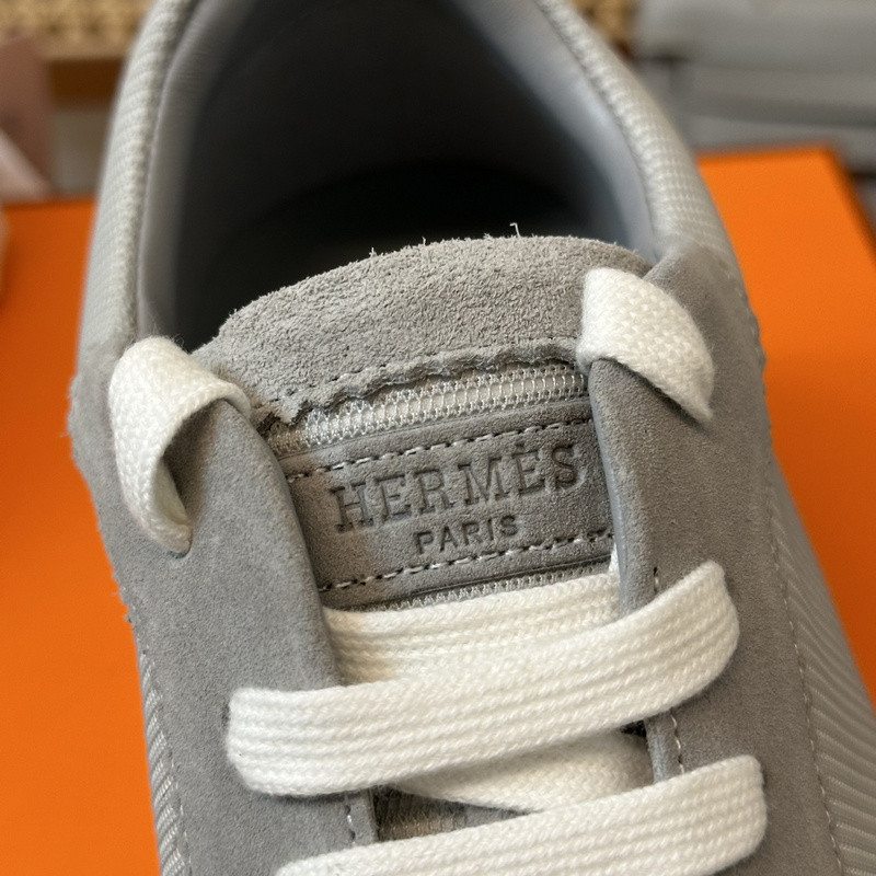 H**mes sneaker