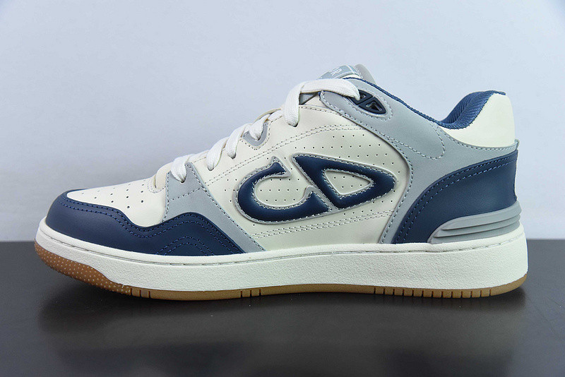 dio* sneaker