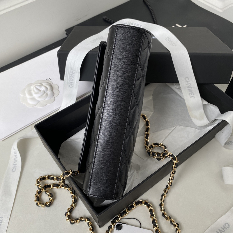 Ch**el purse