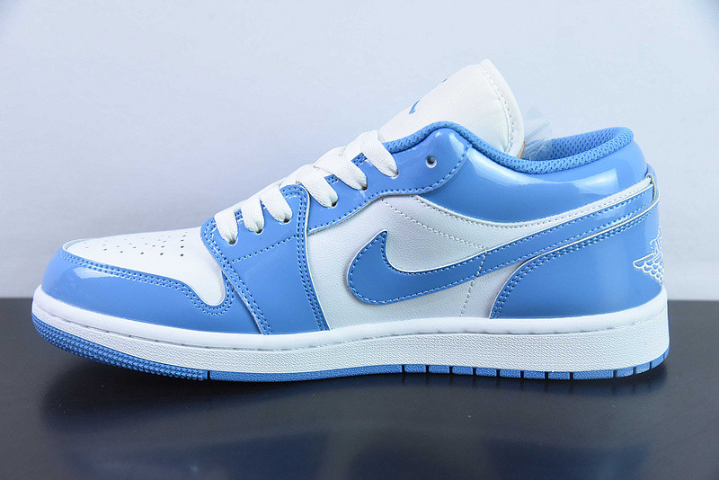 Air Jordan 1 Low "Legend Blue" Patent Leather FZ2138-114
