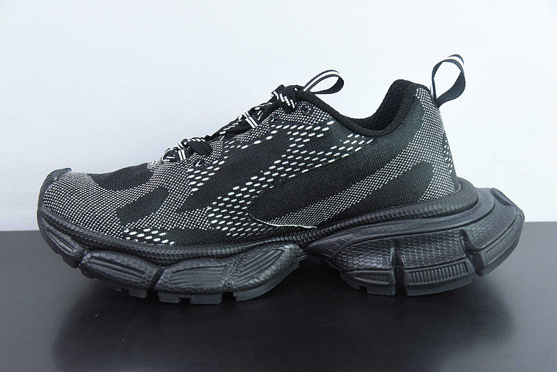 BC 3XL SNEAKER