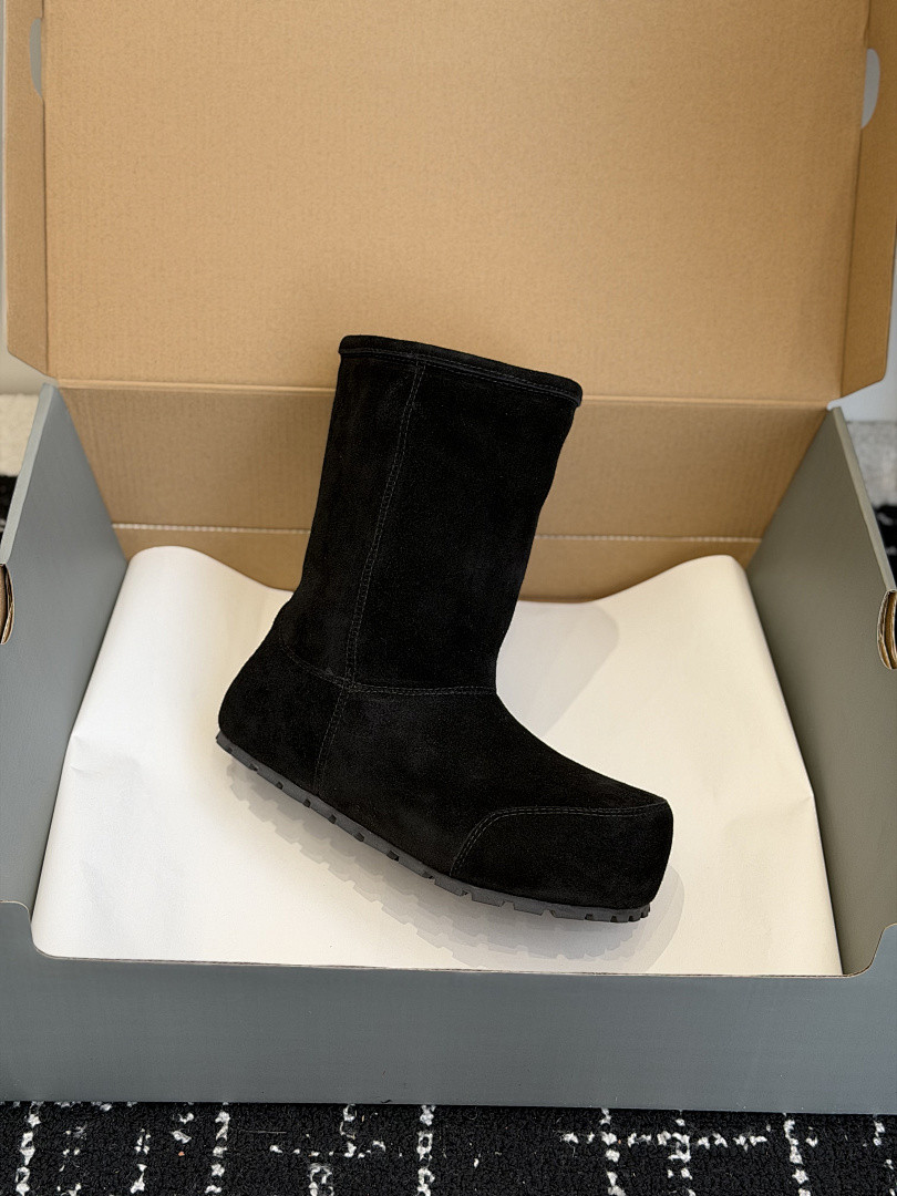 BC BOOTS