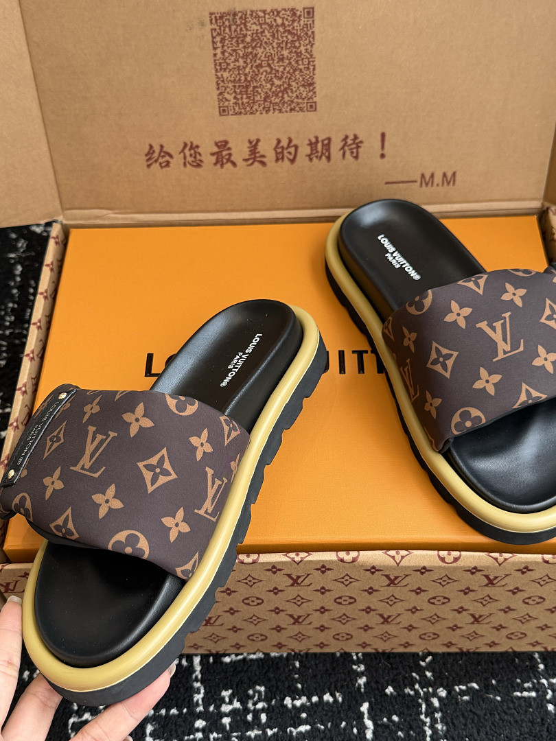 LVT SANDALS