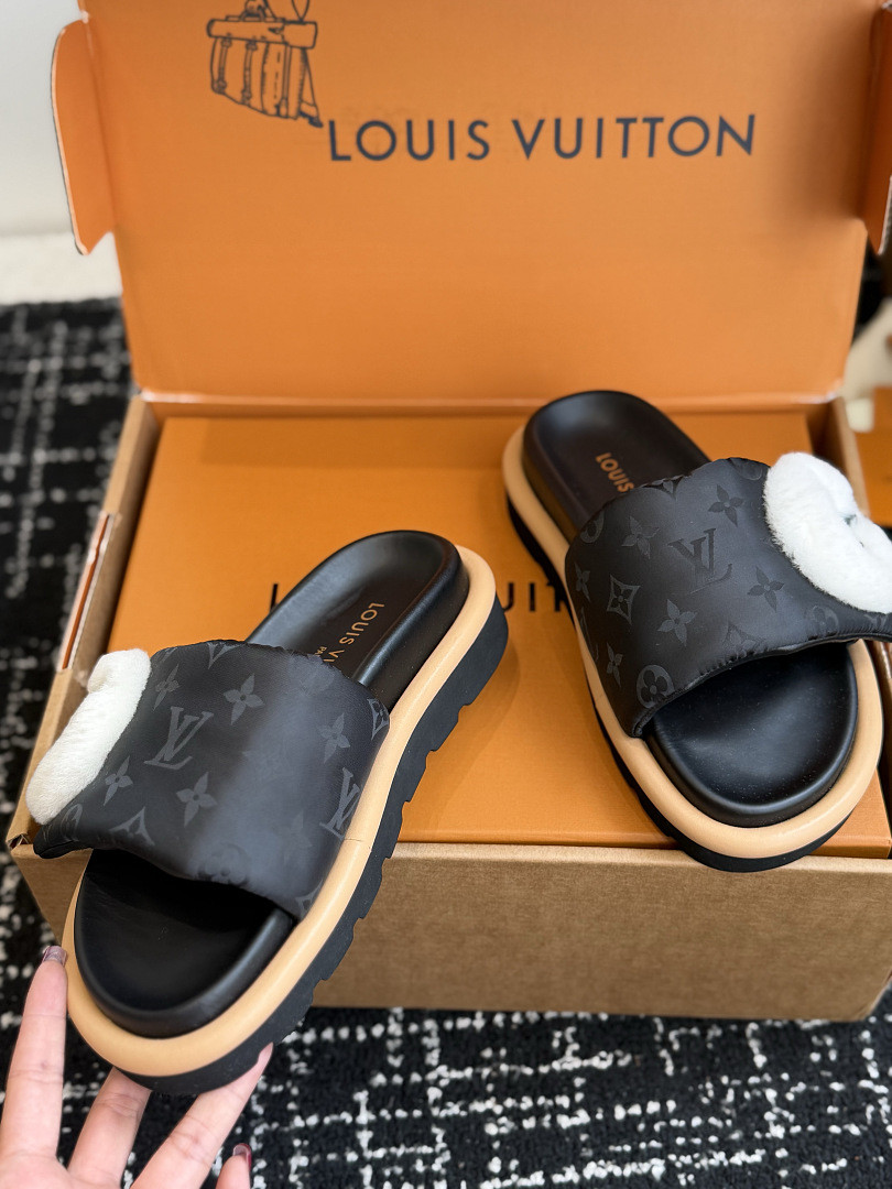 LVT SANDALS