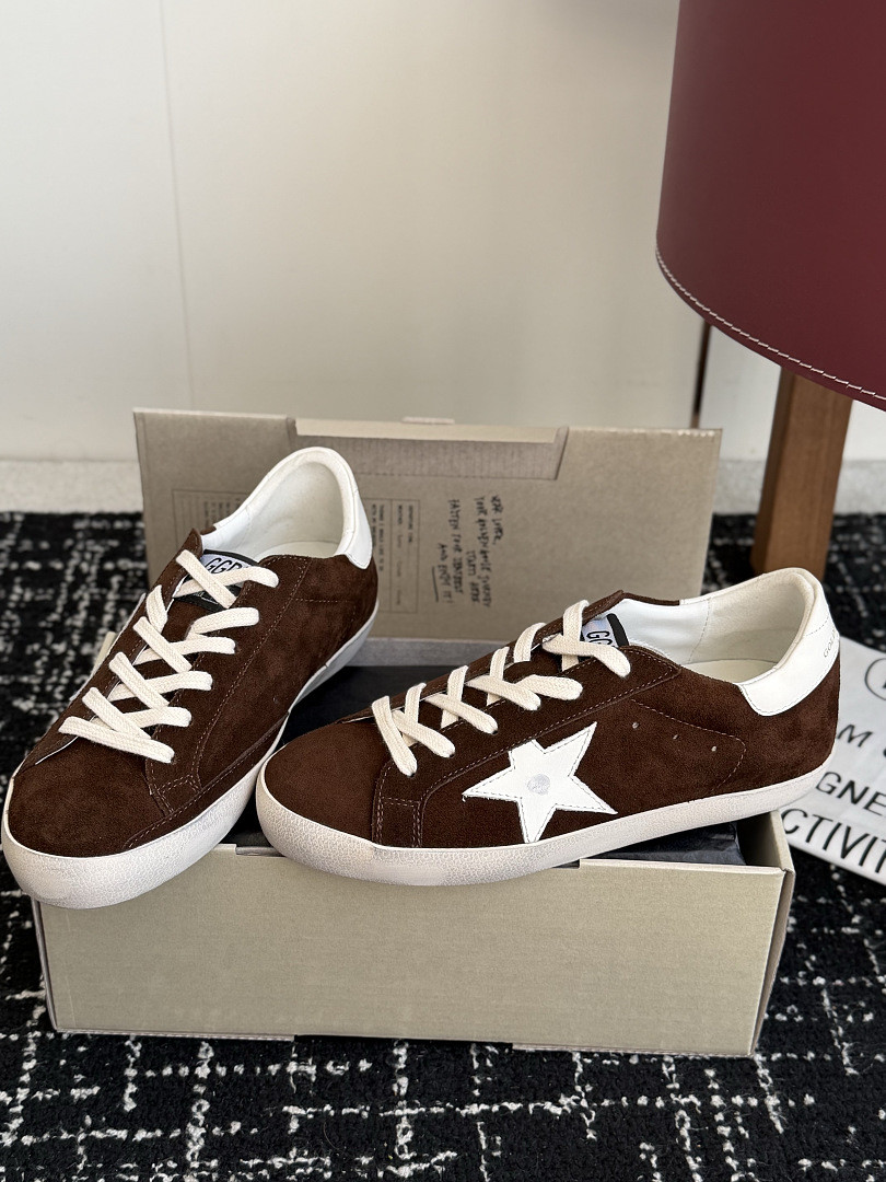 GGDB SNEAKER