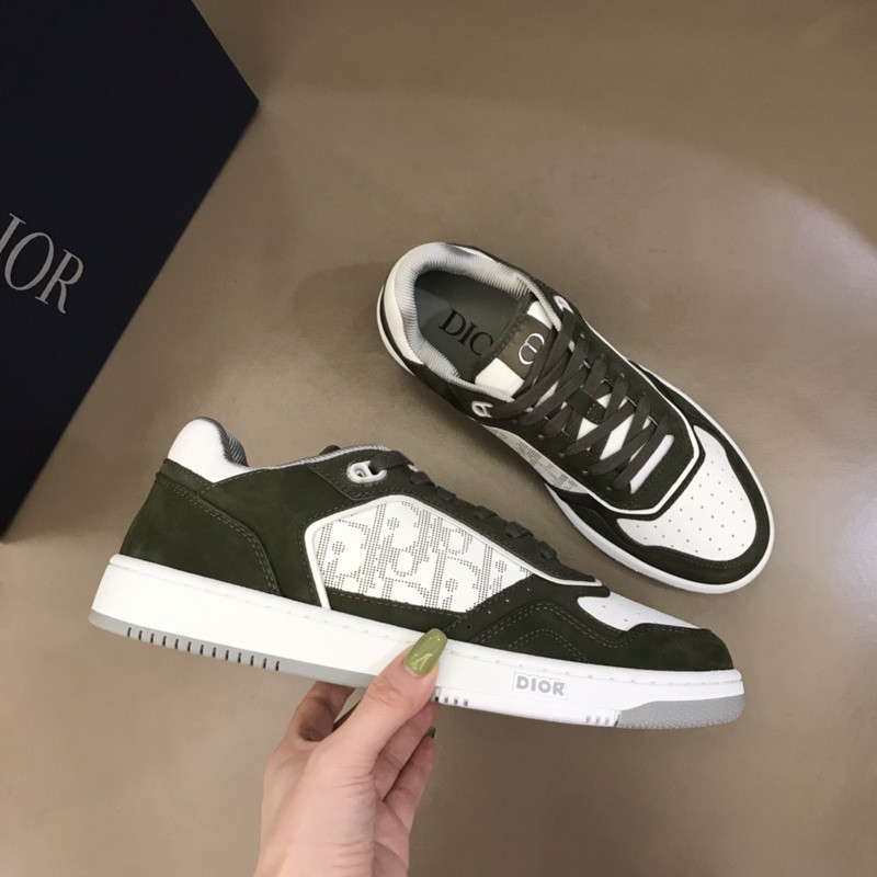 dio* sneaker
