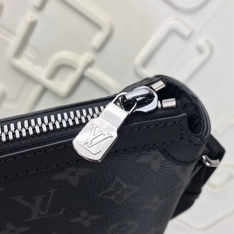 LVT PURSE