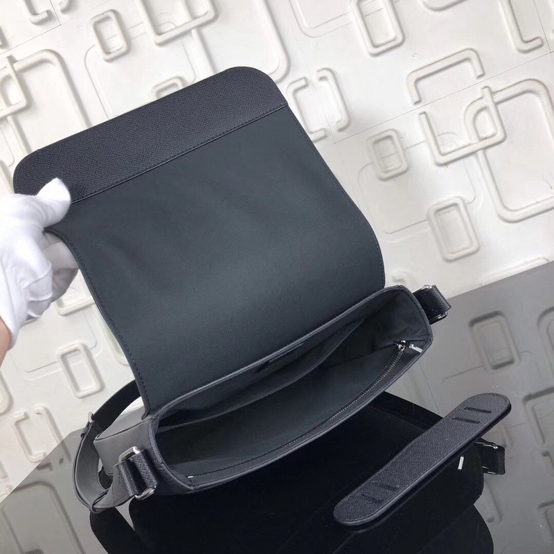 LVT PURSE