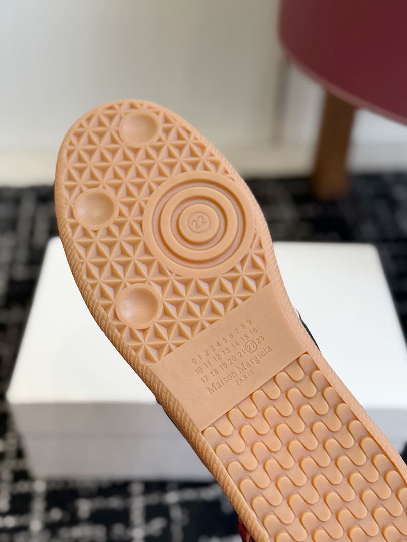 Ma1s0n Marg*e1a SNEAKER
