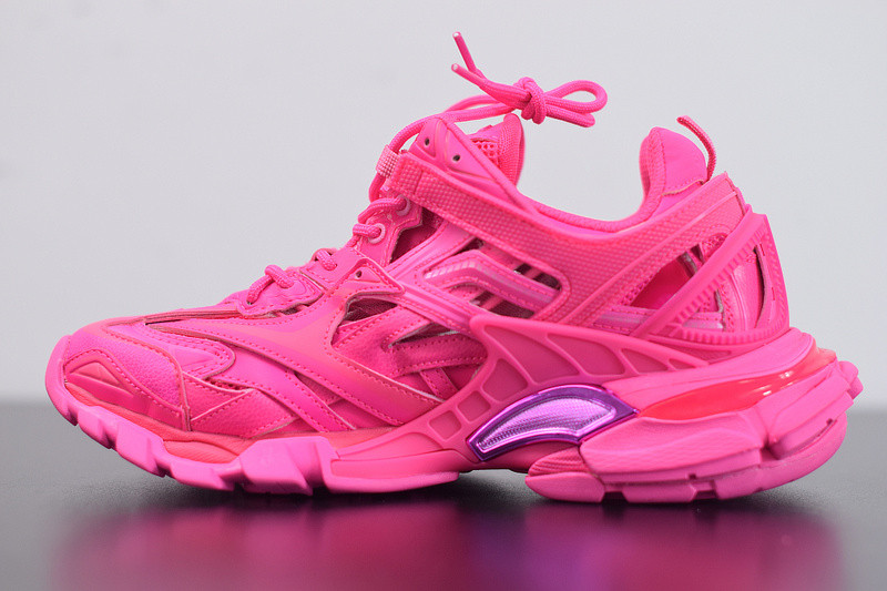 bc track sneaker