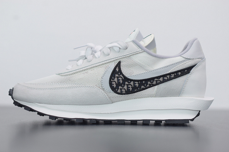 nike x sacai x dio*